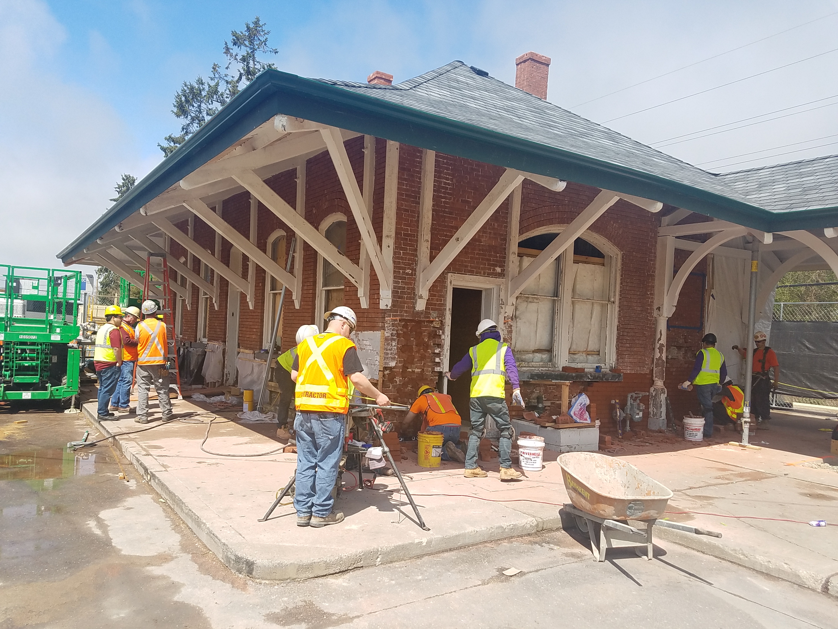 East Hampton Train Station